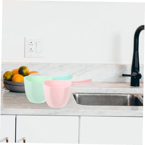 4pcs Plastic Bath Water Ladle - Image 4