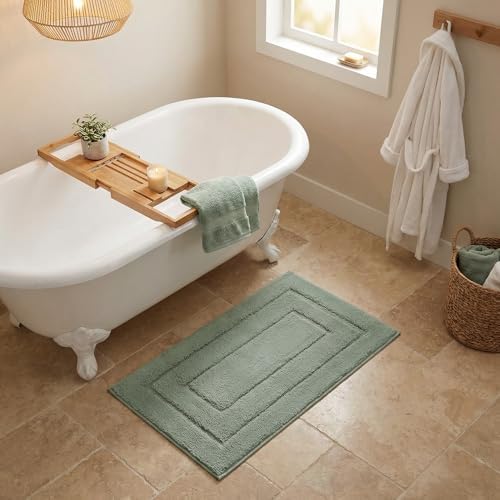 GRANNY SAYS Light Green Bathroom Rug 16" x 24", Non-Slip Bath Mat by GRANNYSAYS
