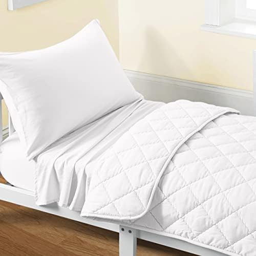 FLXXIE 4-Piece Microfiber Toddler Bedding Set by FLXXIE
