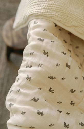 Oilo Squirrel Crib Bedding Set, 5-Layer Organic Cotton Muslin Crib Quilt & Sham - Image 6