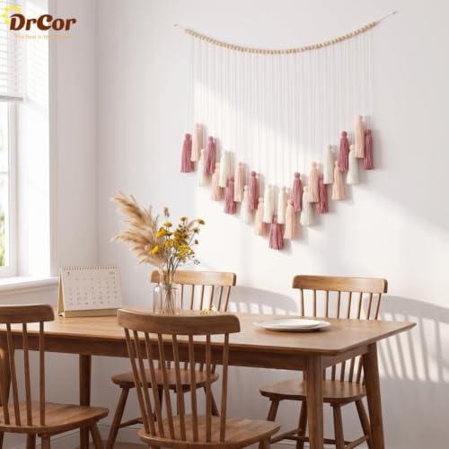 DrCor Blush Pink Tassel Garland - Image 3