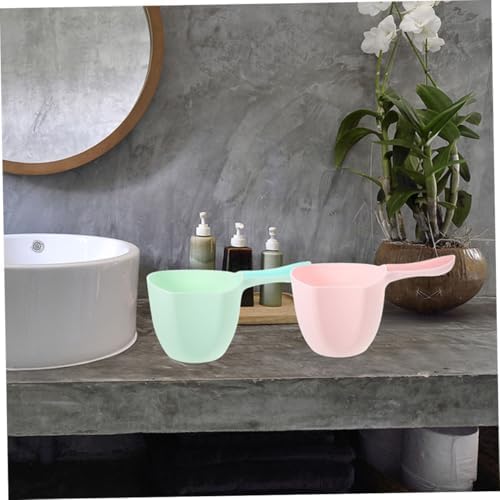 4 Pieces Bath Water Scooper and Plastic Water Dipper - Image 5