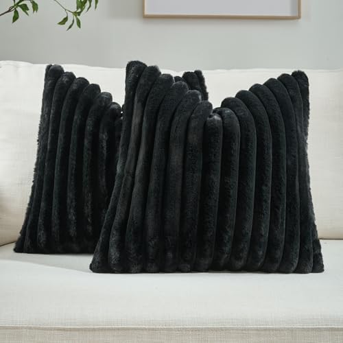 FUTEI Pack of 2 Faux Fur Throw Pillow Covers 26x26 Inch by FUTEI