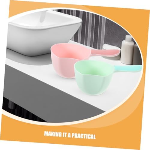 4pcs Plastic Water Ladle with Handle - Image 3