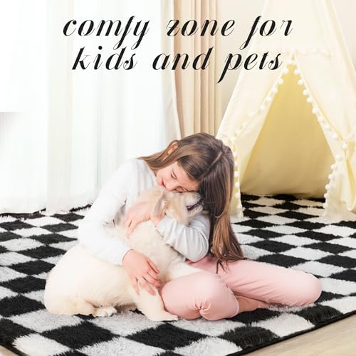 Super Soft Rug for Bedroom, 5x7 Ft Black and White Area Rug Classic Checkered - Image 6