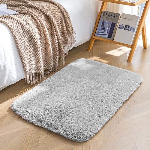 Amazon Basics Fluffy Washable Area Rug, Bedside Shaggy Carpet by AmazonBasics