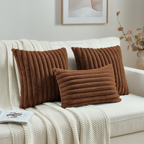 FUTEI Pack of 2 Faux Fur Throw Pillow Covers 12x20 Inch - Image 4