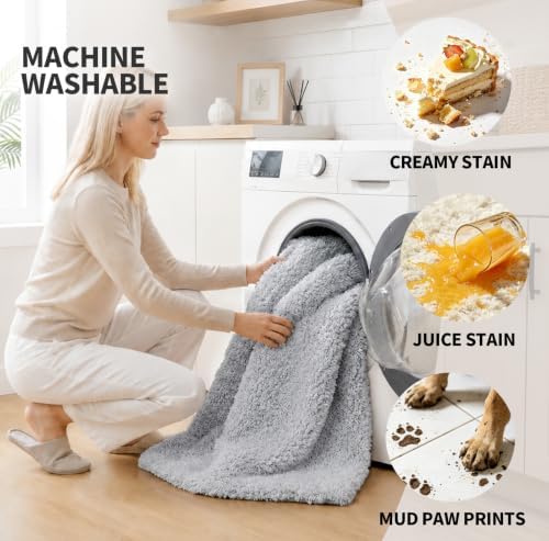 ILANGO Bathroom Rugs 24" × 17", Extra Soft Absorbent Microfiber Bath Rugs - Image 3