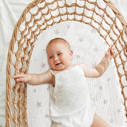 Bearmoss 2-Pack Baby Bassinet Sheets - Image 3