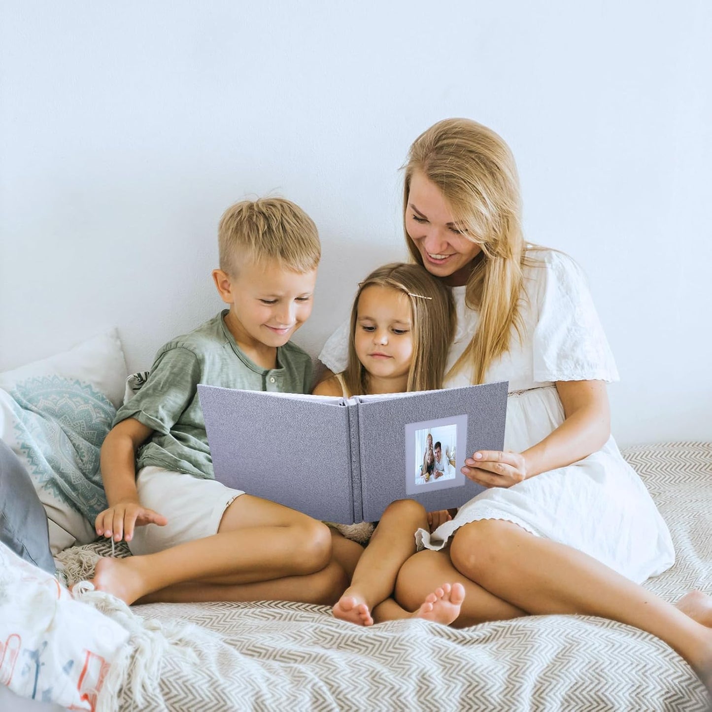 Photo Album Self Adhesive Pages Scrapbook Large Magnetic Photo Albums with Sticky Pages Scrapbooks for Wedding Baby for 4x6 5x7 8x10 Picture Photo Books 13.2x12.8 Grey 60 Pages