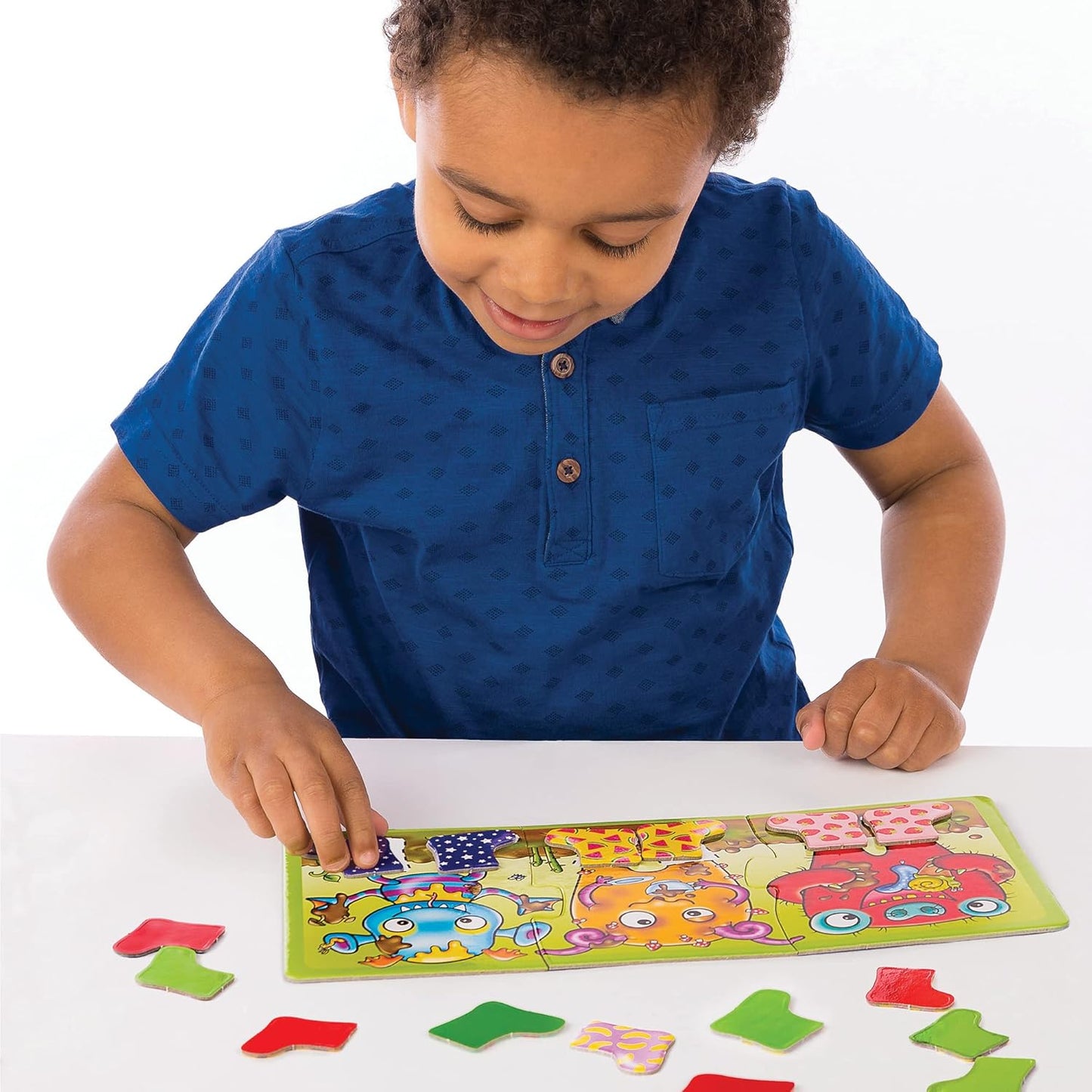 ORCHARD TOYS Moose Smelly Socks Game. Find Matching Pairs of Socks for Your Monsters! for Ages 3-6 and 2-4 Players