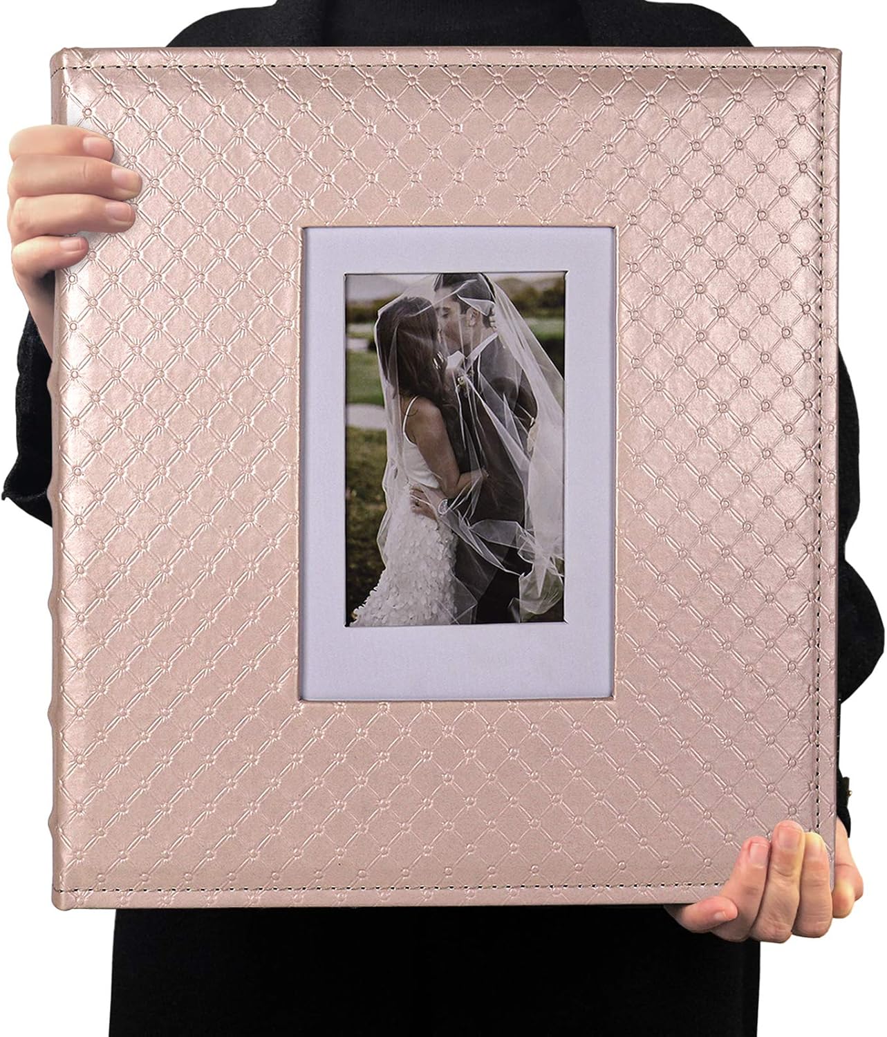 RECUTMS Photo Album 4x6 600 Photos Black Inner Page Button Grain Leather Big Capacity Pockets Pictures Album Birthday Christmas Photo Albums Wedding Anniversary Holiday Gift (Light Champagne)